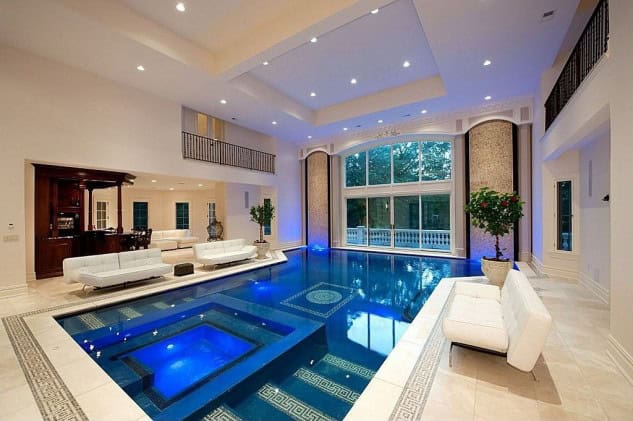 18 Brilliant Indoor Pools That Everyone Will Love 8