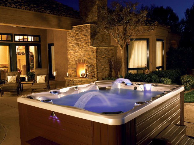 17 Divine Outdoor Tubs For Real Enjoyment