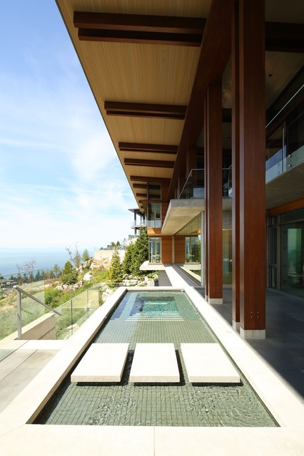 16 Spectacular Contemporary Swimming Pools That You'll Wish To Have Right Now