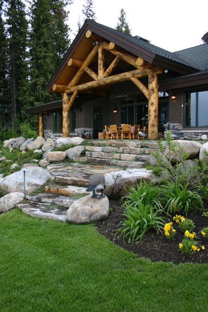 17 Spectacular Rustic Landscape Designs, Small Cabin Landscaping