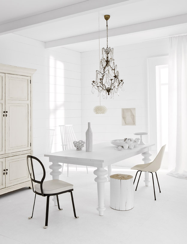 19 Pure White Interior Design Ideas
