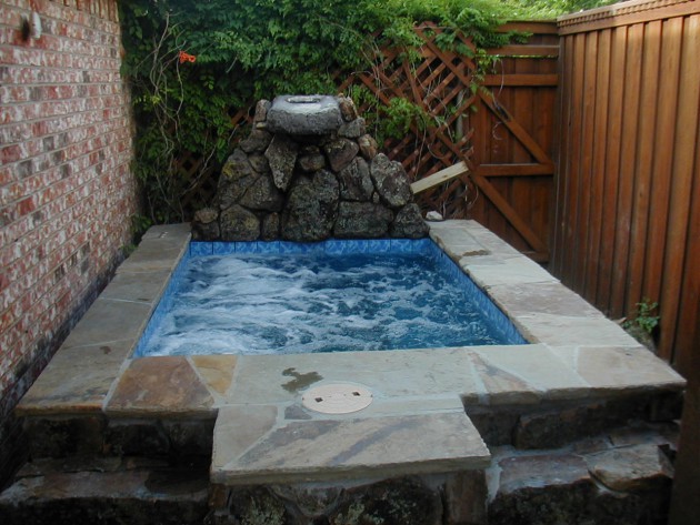17 Divine Outdoor Tubs For Real Enjoyment