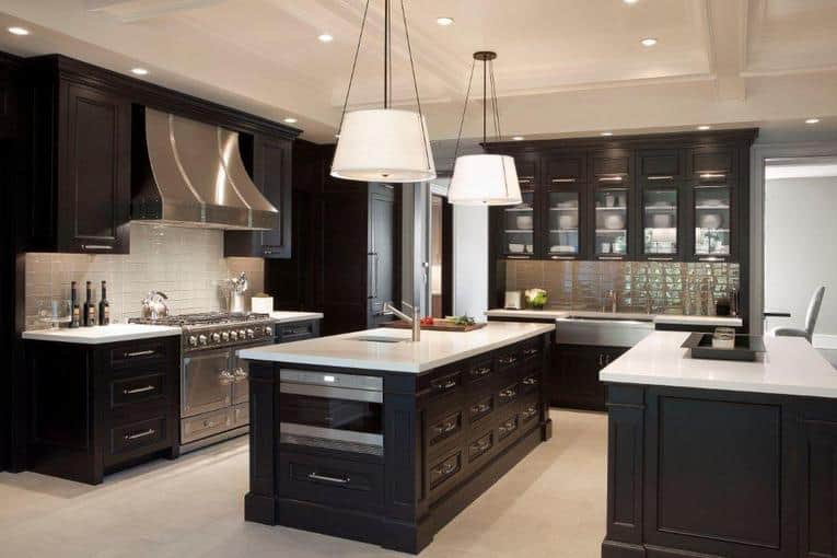 16 Dramatic Dark Kitchen Design Ideas 3