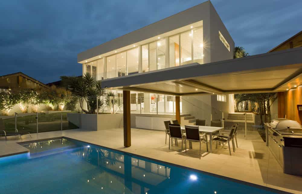 10 Breathtaking Contemporary Houses That You Must See 5