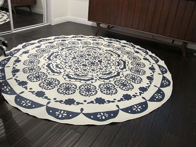 17 Fascinating DIY Ideas To Make Interesting Rugs For Your Home 10
