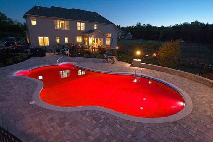 15 Attractive Swimming Pool Lighting Ideas 11