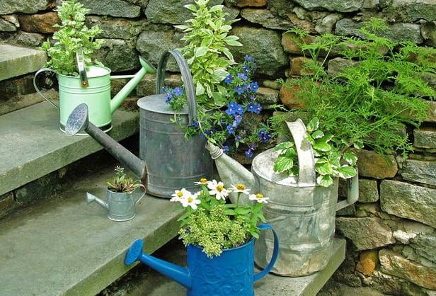 19 Truly Fascinating DIY Garden Art Ideas You Never Thought Of