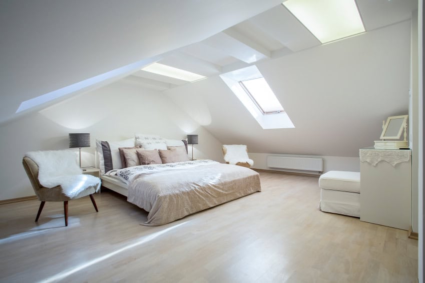 17 Beautiful Skylight Bedroom Designs For Real Enjoyment 17 Beautiful Skylight Bedroom Designs For Real Enjoyment
