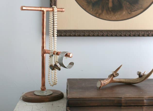 19 DIY Copper Pipe Projects To Beautify Your Home 16