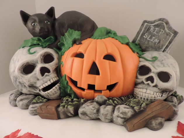 17 Spooky Handmade Halloween Decorations That Can Make Your House Haunted