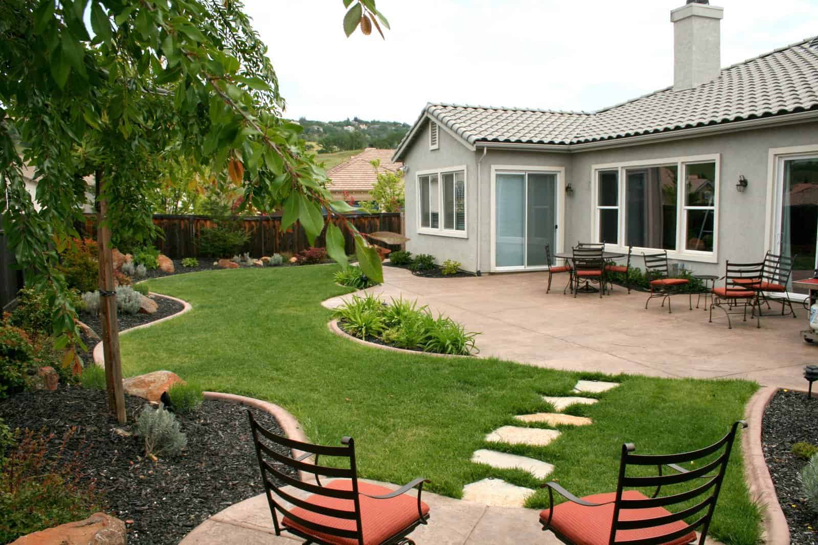14 Captivating Backyard Design Ideas That Will Leave You Speechless 3
