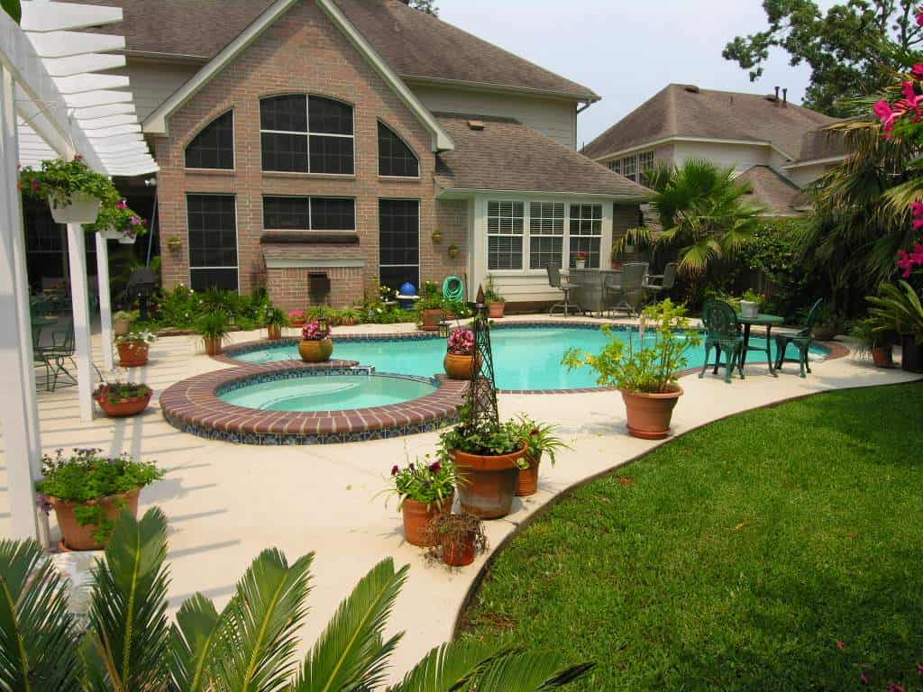 14 Captivating Backyard Design Ideas That Will Leave You Speechless 4