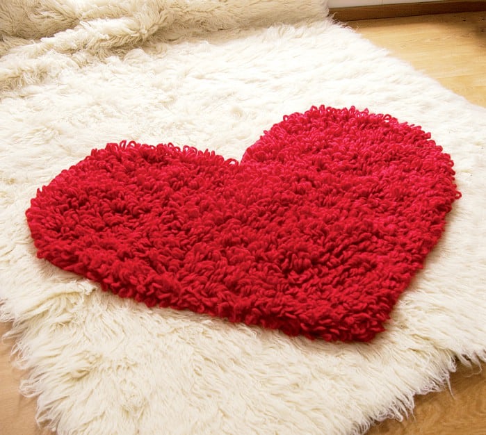17 Fascinating DIY Ideas To Make Interesting Rugs For Your Home 4