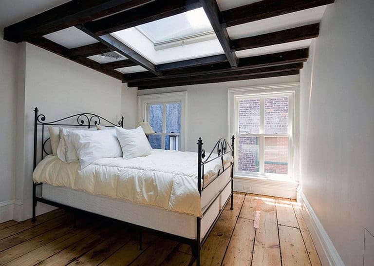 17 Beautiful Skylight Bedroom Designs For Real Enjoyment 4