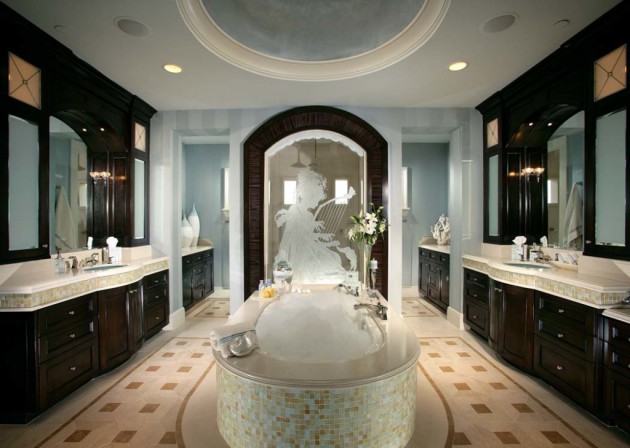 17 Glamorous Dream Bathrooms That Will Leave You Breathless