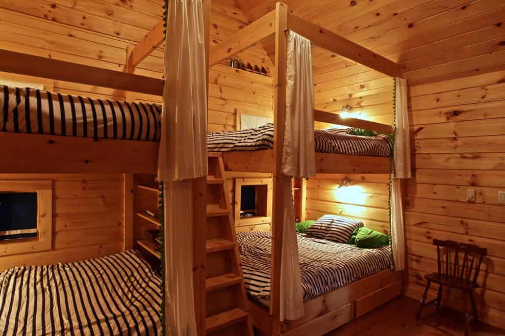 19 Charming Rustic Child's Room Design Ideas 8