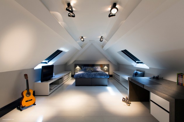 15 Beautiful Ideas For Decorating Cozy Attic Room