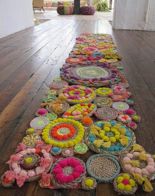 17 Fascinating DIY Ideas To Make Interesting Rugs For Your Home 9
