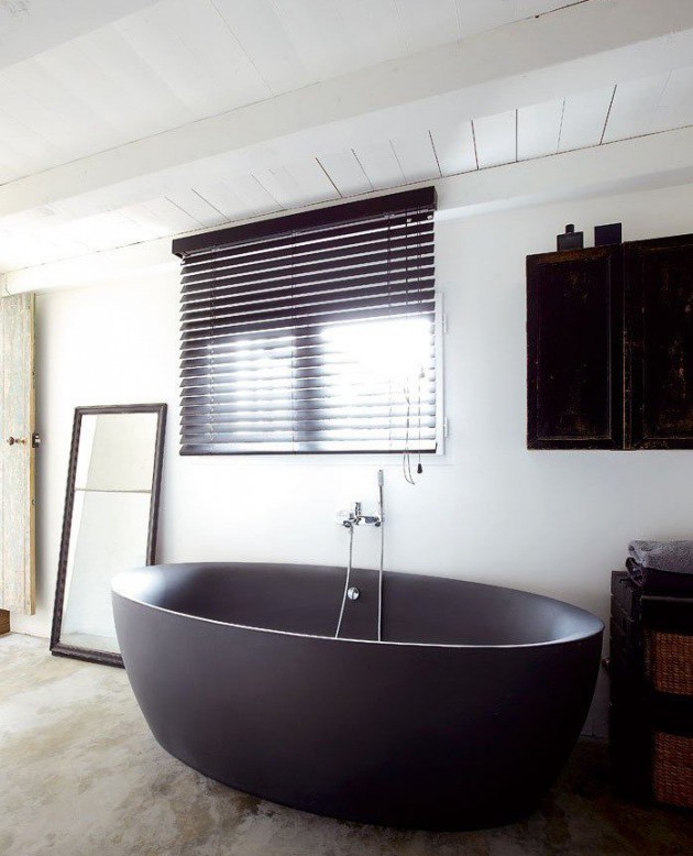 18 Black Bathtubs With Dramatic Influence For Every Taste