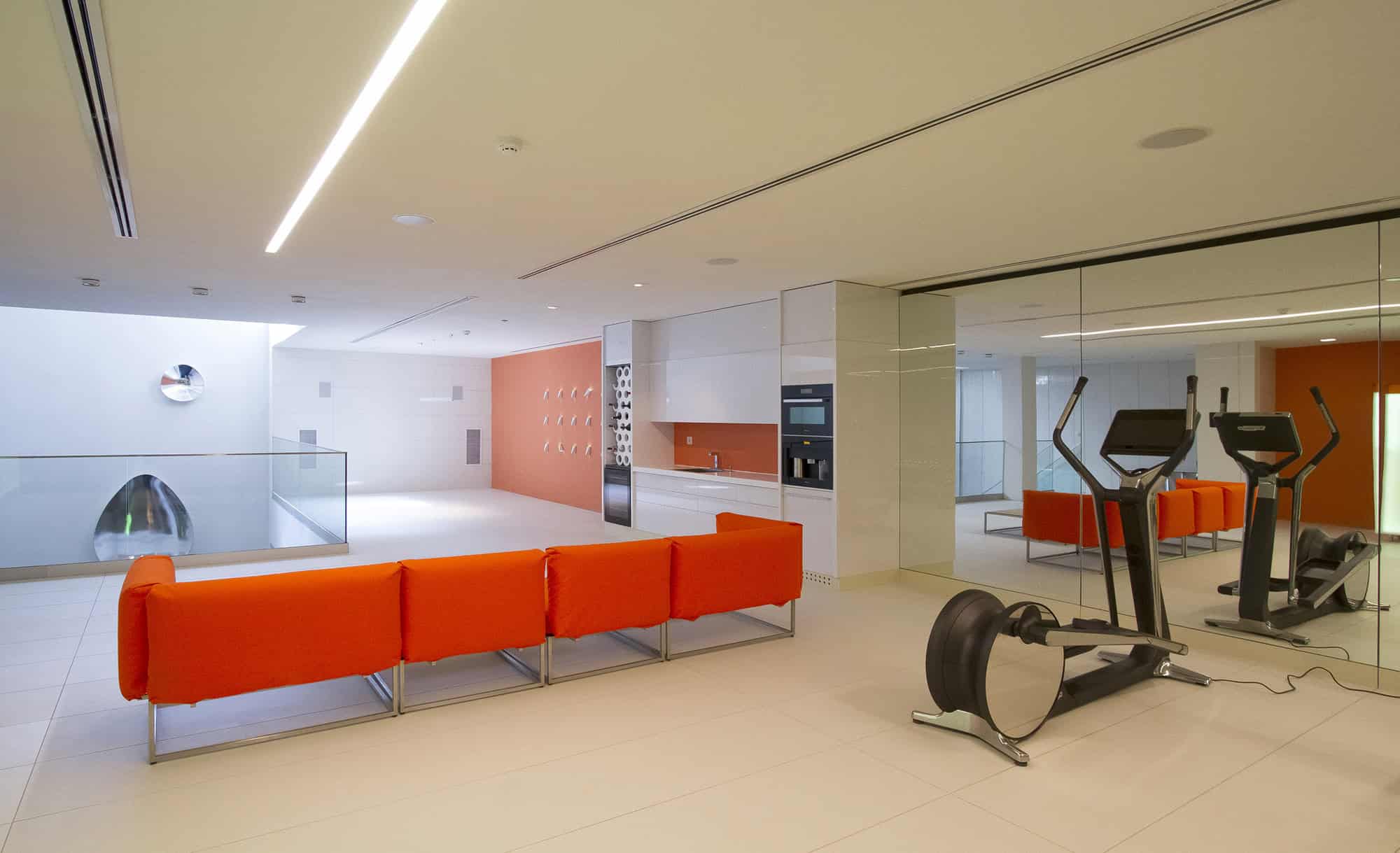 Sharifi'Ha House - The Rotating House Is The Future 12