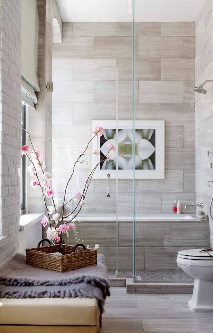 18 Classy Minimalist Bathrooms That Will Provide You Extra Pleasure 1