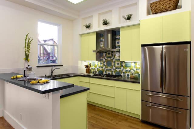 18 Outstanding Colorful Kitchen Designs To Break The Monotony In Your Home 14