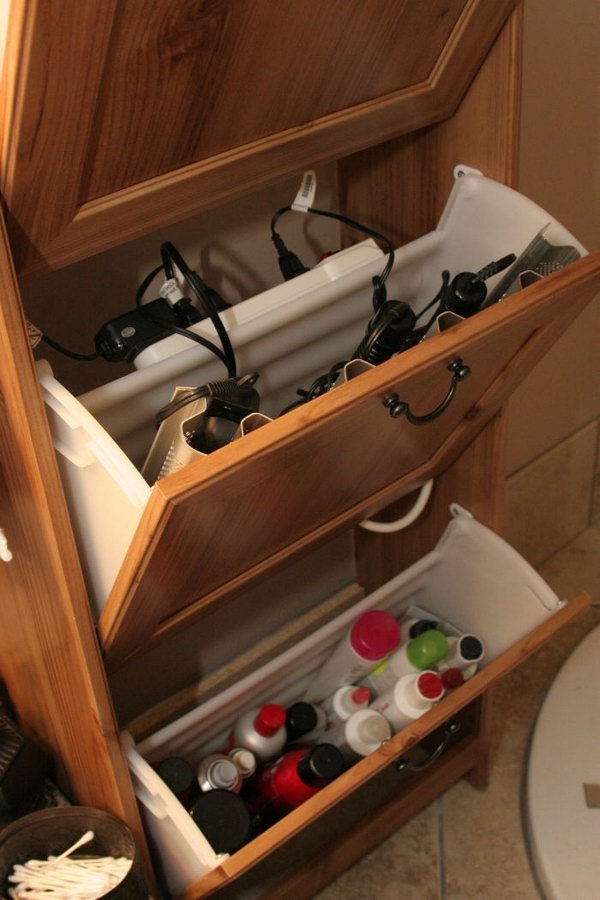 16 DIY Extra Storage Items For Small Bathrooms