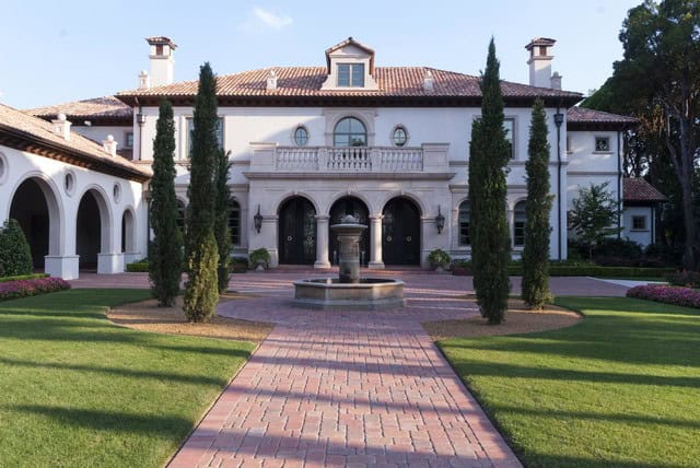 17 Brilliant Front Yard Landscape Design Ideas 16