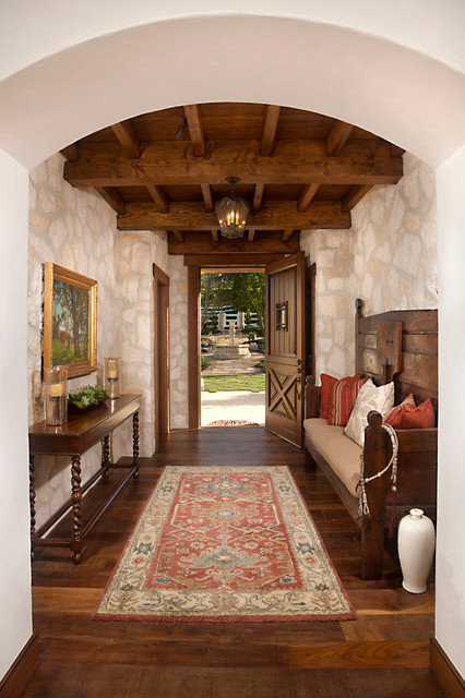 17 Irresistible Mediterranean Entrance Designs That Will Invite You Inside