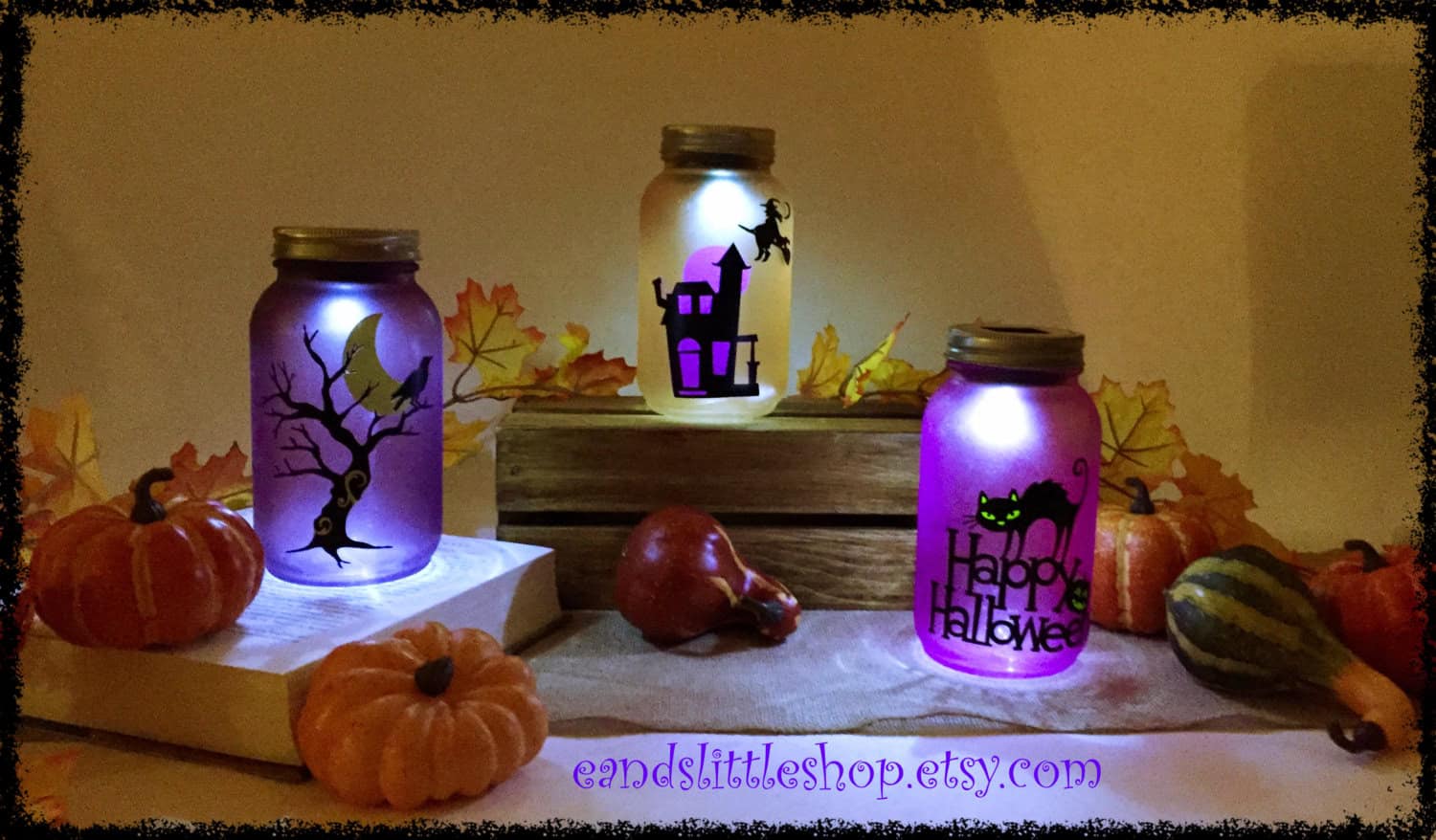 Halloween Mason Jars Buy it on: www.etsy.com