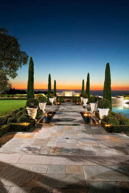 17 Opulent Mediterranean Landscape Designs Are The Daily Eye-Candy You Need