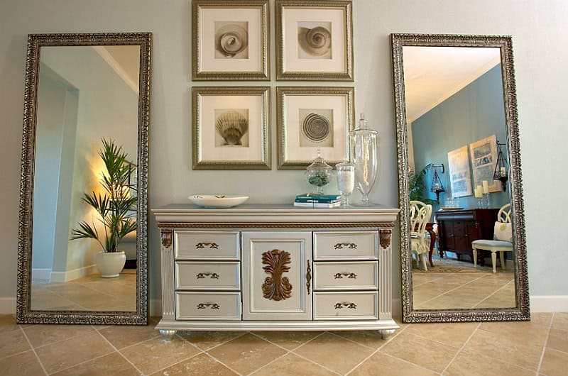 17 Stunning Interiors With Big Mirrors 17