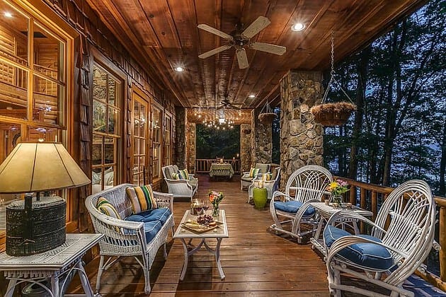 17 Charming Rustic Deck Design Ideas