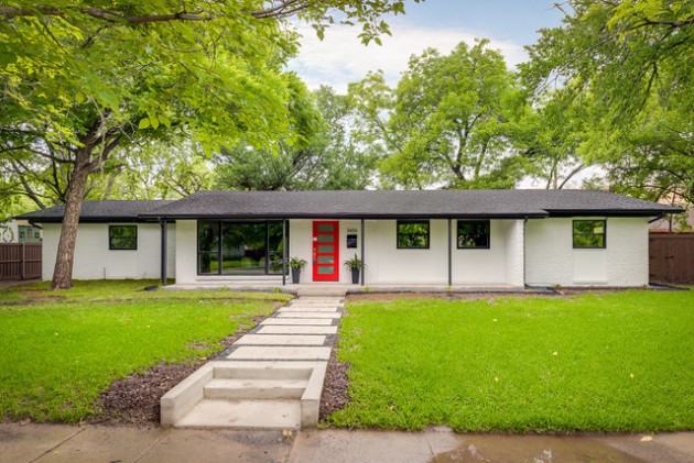 18 Spectacular Mid-Century Modern Exterior Designs That Will Bring You Back To The '50s