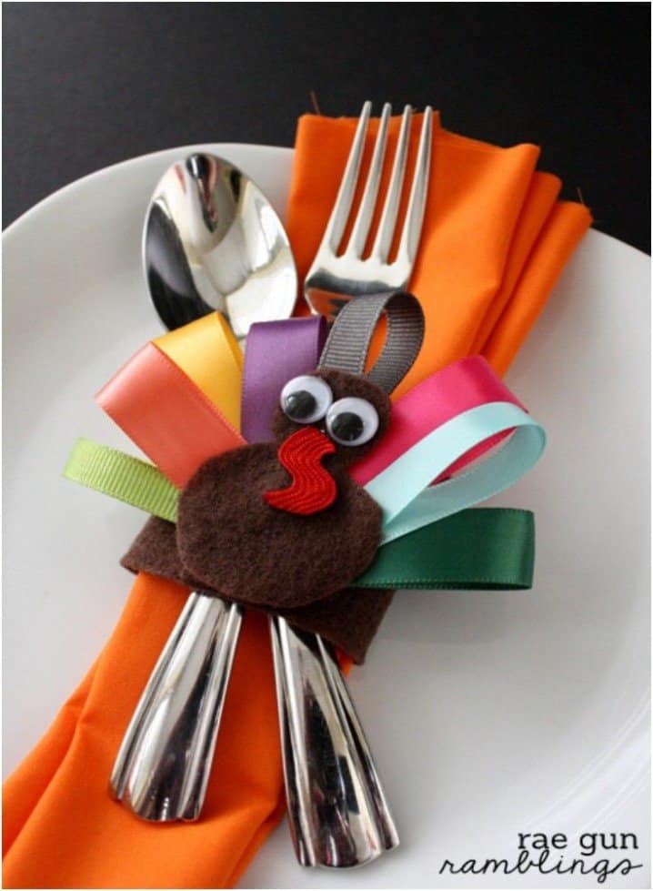 19 Totally Easy & Inexpensive DIY Thanksgiving Decorations 18