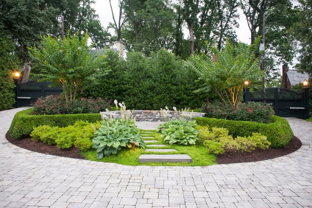 17 Brilliant Front Yard Landscape Design Ideas 2