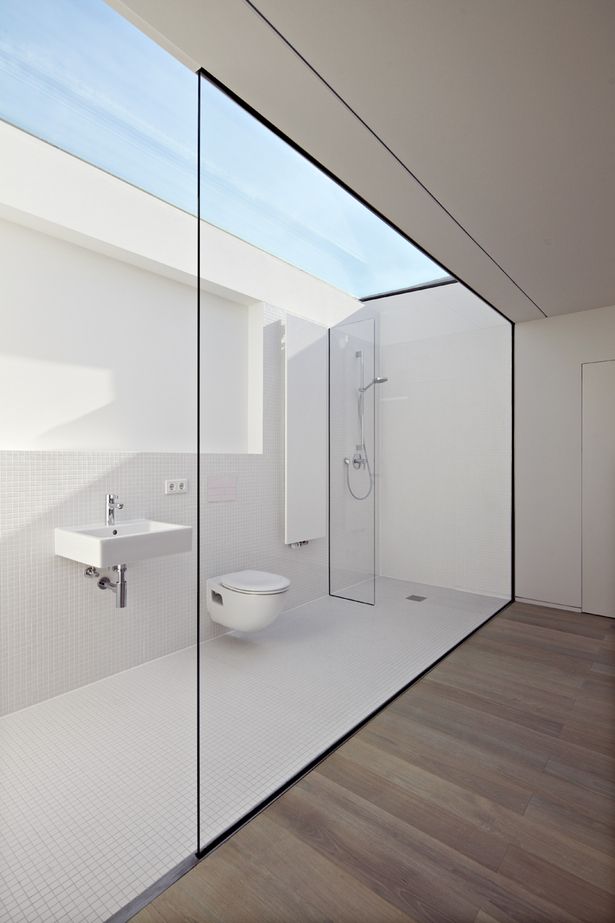 18 Classy Minimalist Bathrooms That Will Provide You Extra Pleasure