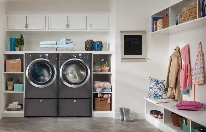 16 Small Laundry Rooms That You're Going To Love 6