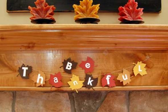 19 Totally Easy &amp; Inexpensive DIY Thanksgiving Decorations