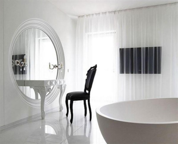17 Stunning Interiors With Big Mirrors