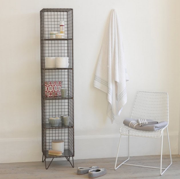 16 DIY Extra Storage Items For Small Bathrooms 9