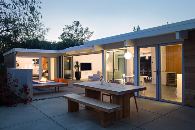 Truly Open Eichler House by Klopf Architecture
