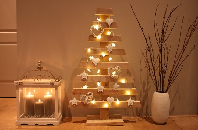 17 Most Simple & Beautiful DIY Christmas Decorations That Can Be Made From Wood 10