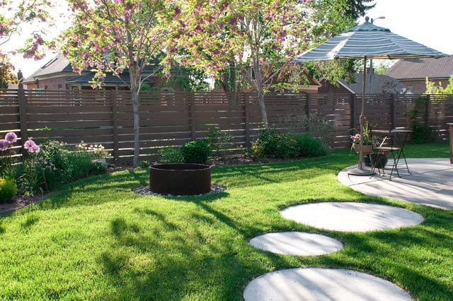 17 Creative Round Stepping Stone Designs For Your Beautiful Garden 12