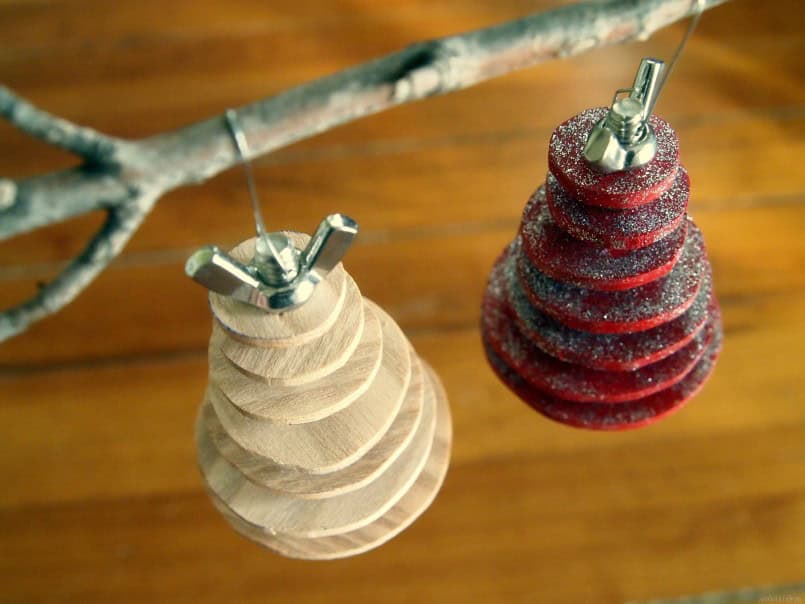17 Most Simple & Beautiful DIY Christmas Decorations That Can Be Made From Wood 12
