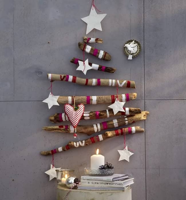 17 Most Simple & Beautiful DIY Christmas Decorations That Can Be Made From Wood 13