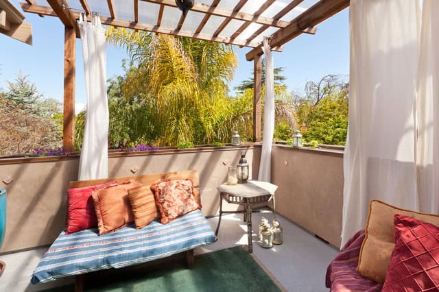 Modern Mediterranean – Mountain View, CA Source