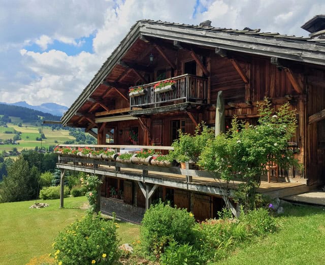 Chalet in Megeve Source