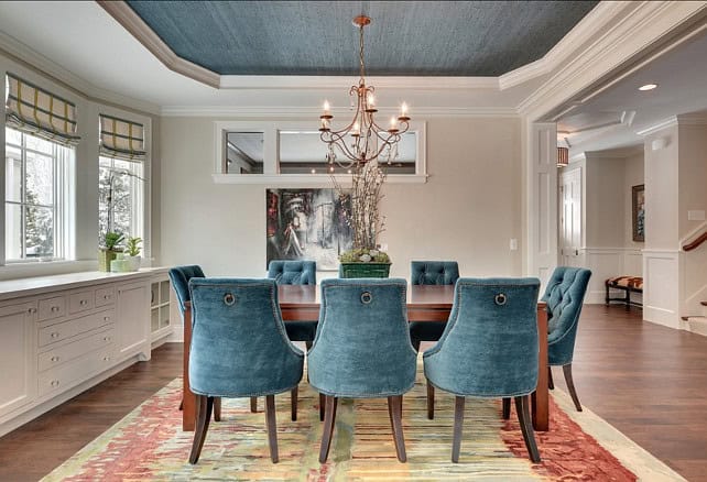 20 Beautiful Dining Rooms With Velvet Chairs 19