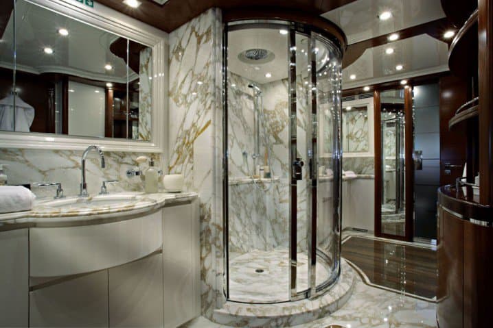 19 Stunning Bathroom Designs With Shower That Abound With Luxury 3